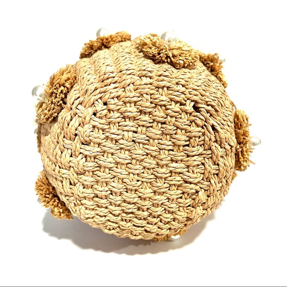 New NWT Woven Straw Pearl Round Bucket Bag - Picture 8 of 14